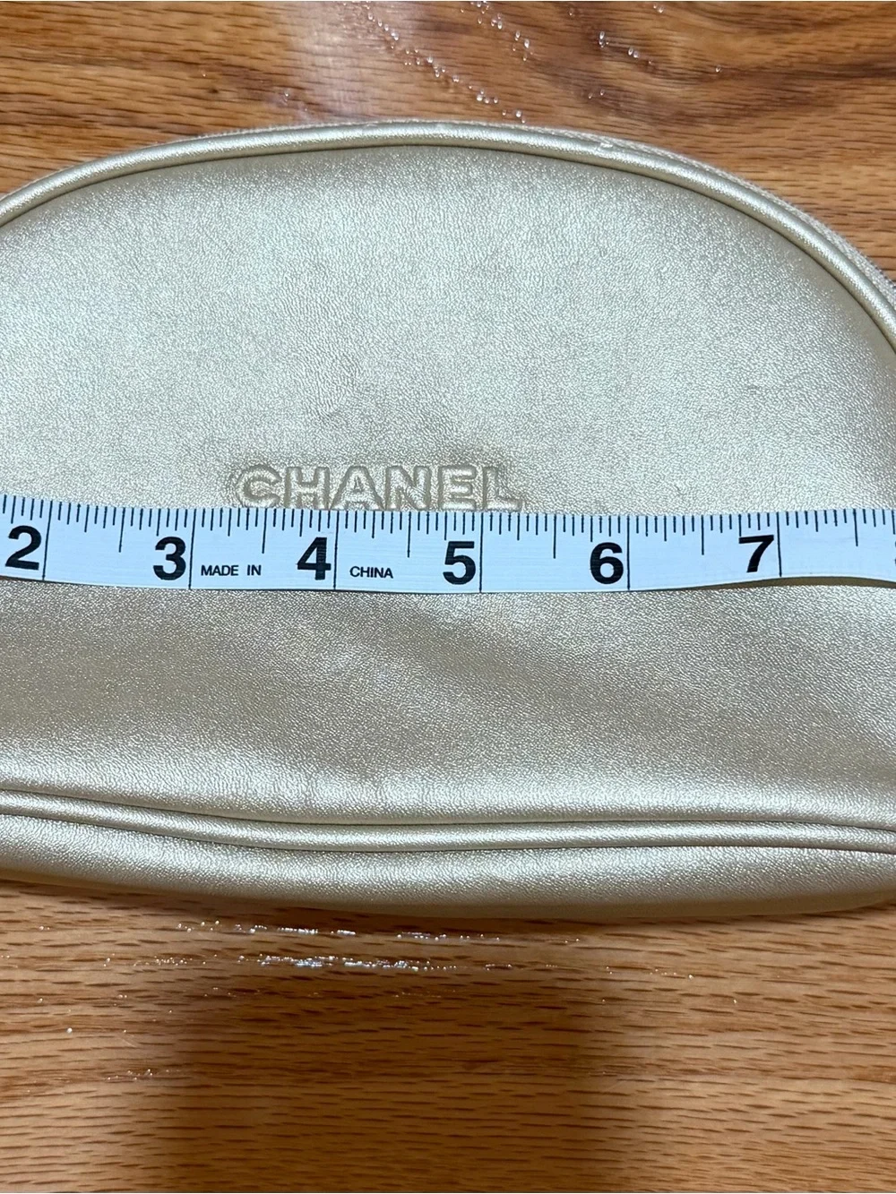 CHANEL Beautè GWP Gold Metallic Cosmetic Case